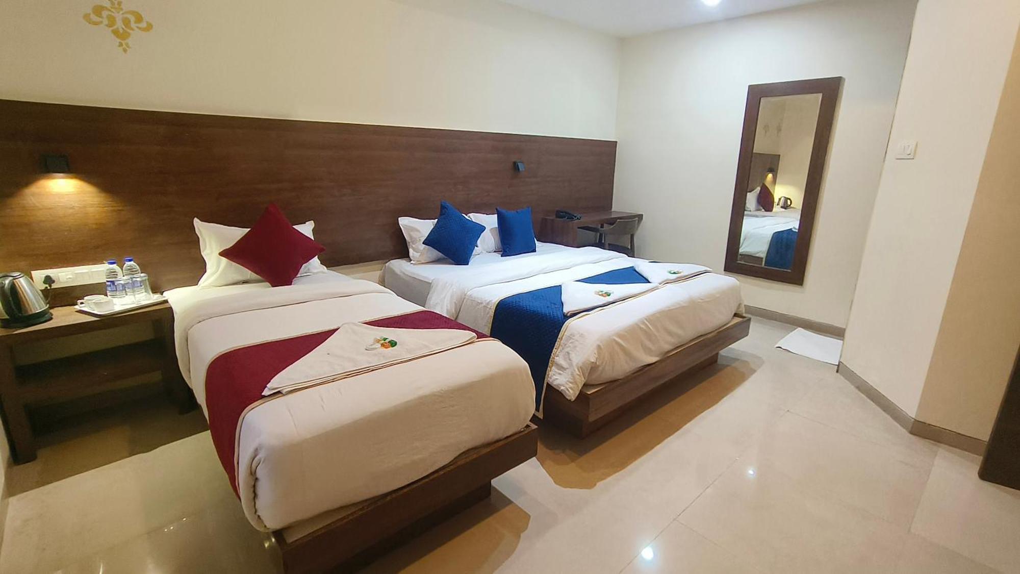 Ashraya International Hotel Bombaj