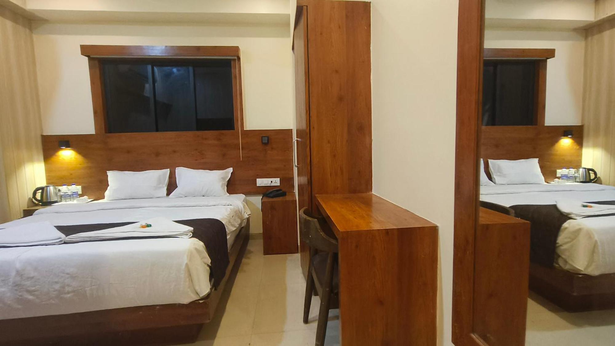 Ashraya International 3*